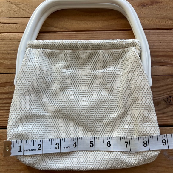 White Vintage Mech Cloth Clutch - Picture 3 of 11